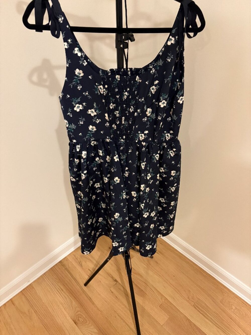 ✨ The Occasion by Old Navy Fit & Flare Floral Tie-Shoulder Mini Dress - Size M
